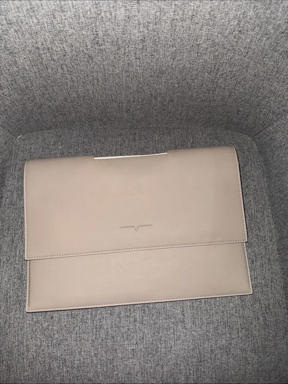Von Holzhausen leather portfolio beige grey